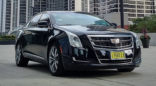 warren_buffet_Cadillac_XTS